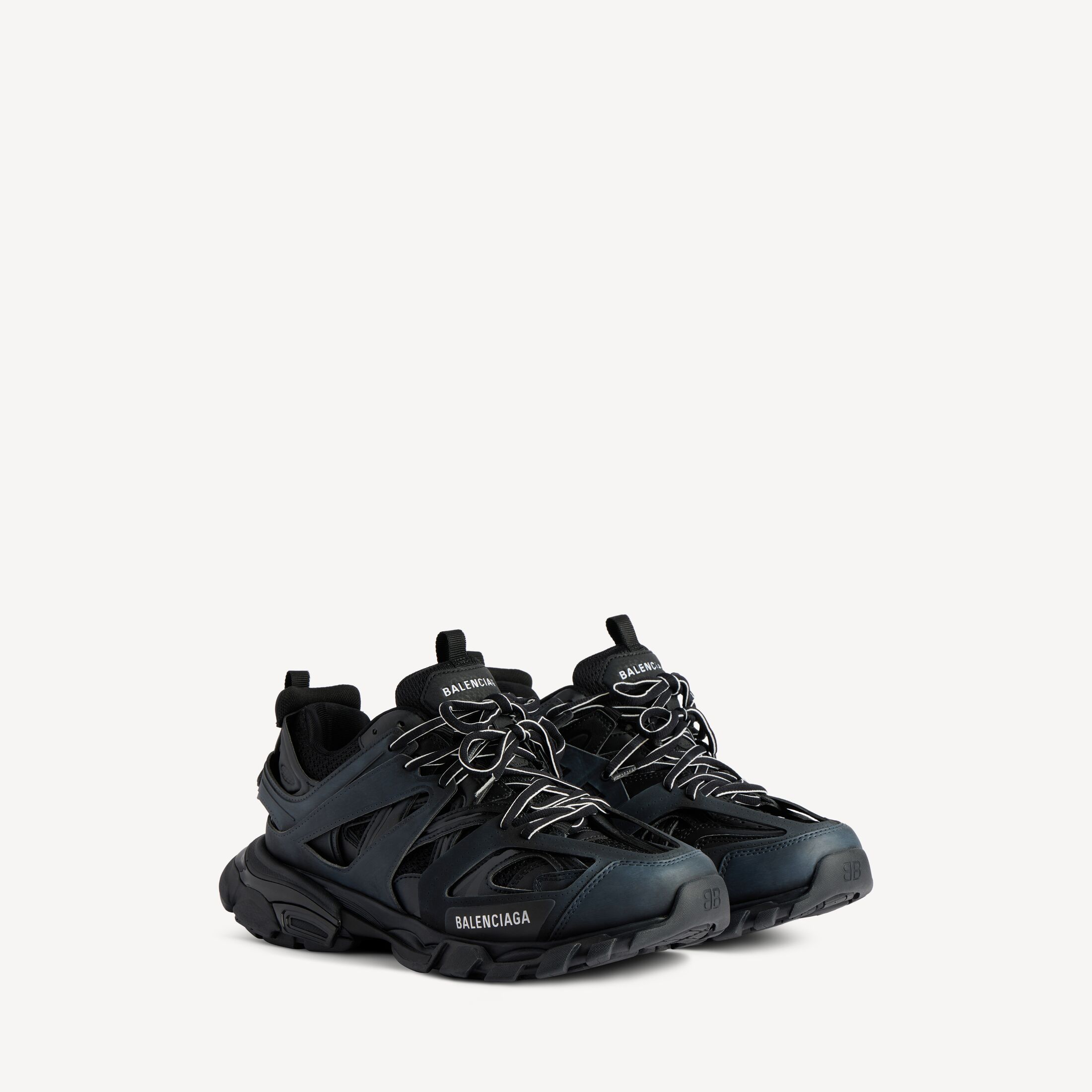 Men's Track Sneaker in Black 2