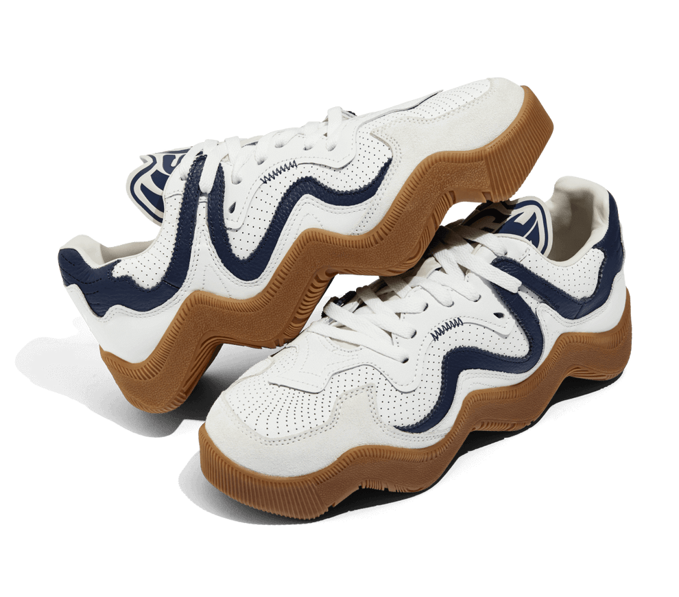 V2.WAV SNEAKER 3
