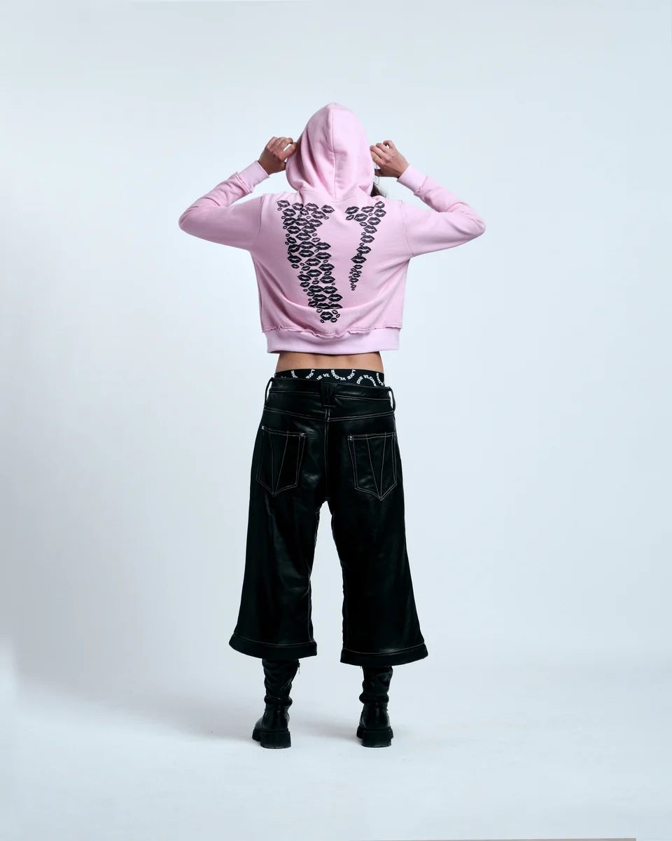 BLACK LIPSTICK FRIENDS- EMBROIDERED CROP TOP ZIP UP HOODIE (Pink) 5