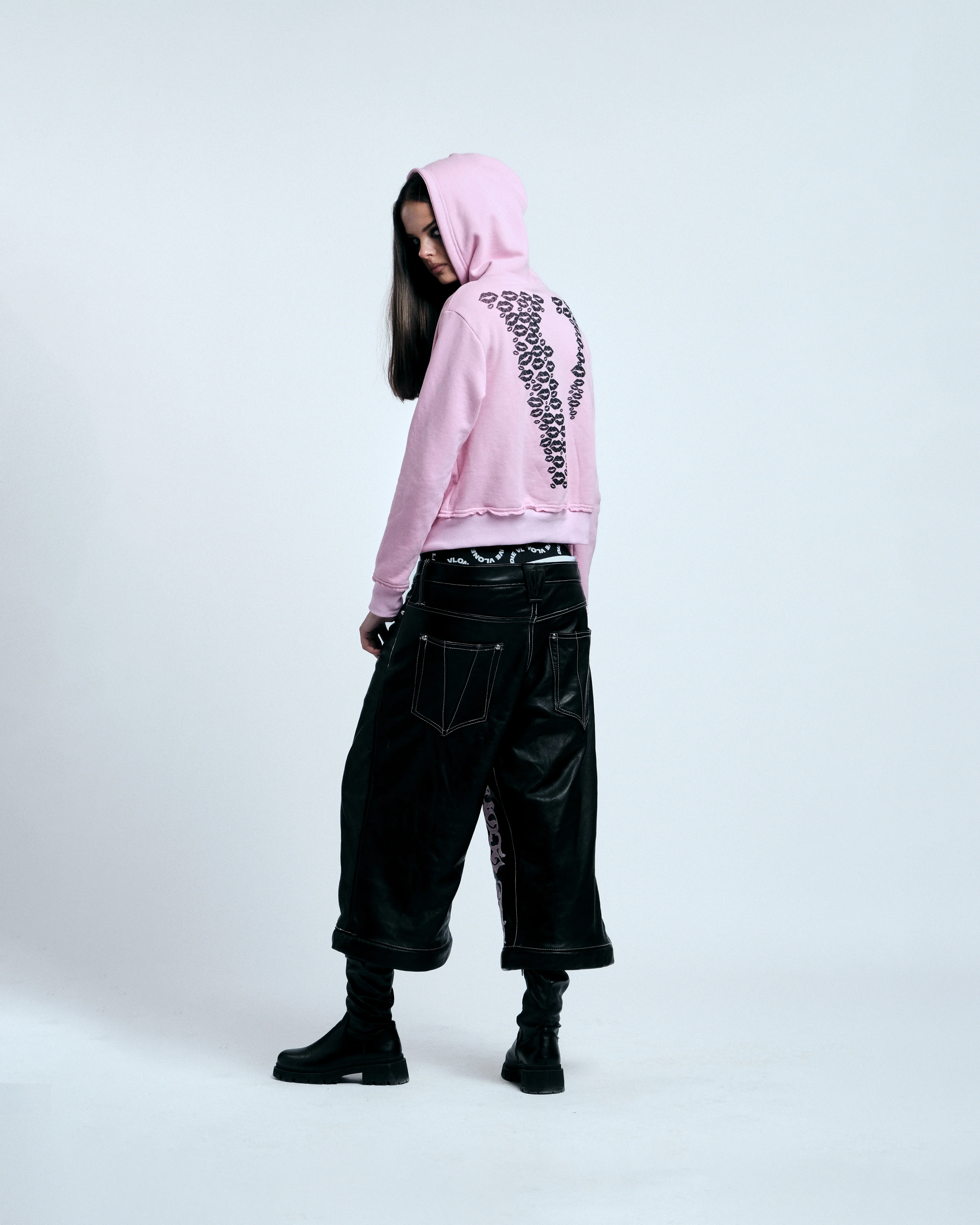 BLACK LIPSTICK FRIENDS- EMBROIDERED CROP TOP ZIP UP HOODIE (Pink) 6