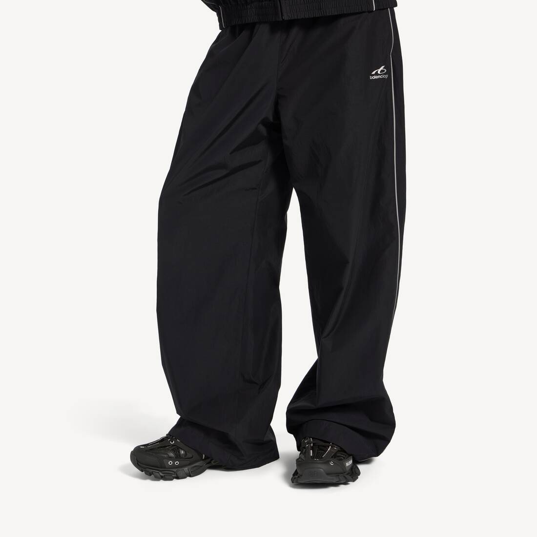 Men's Track Zip Sneaker in Black 8