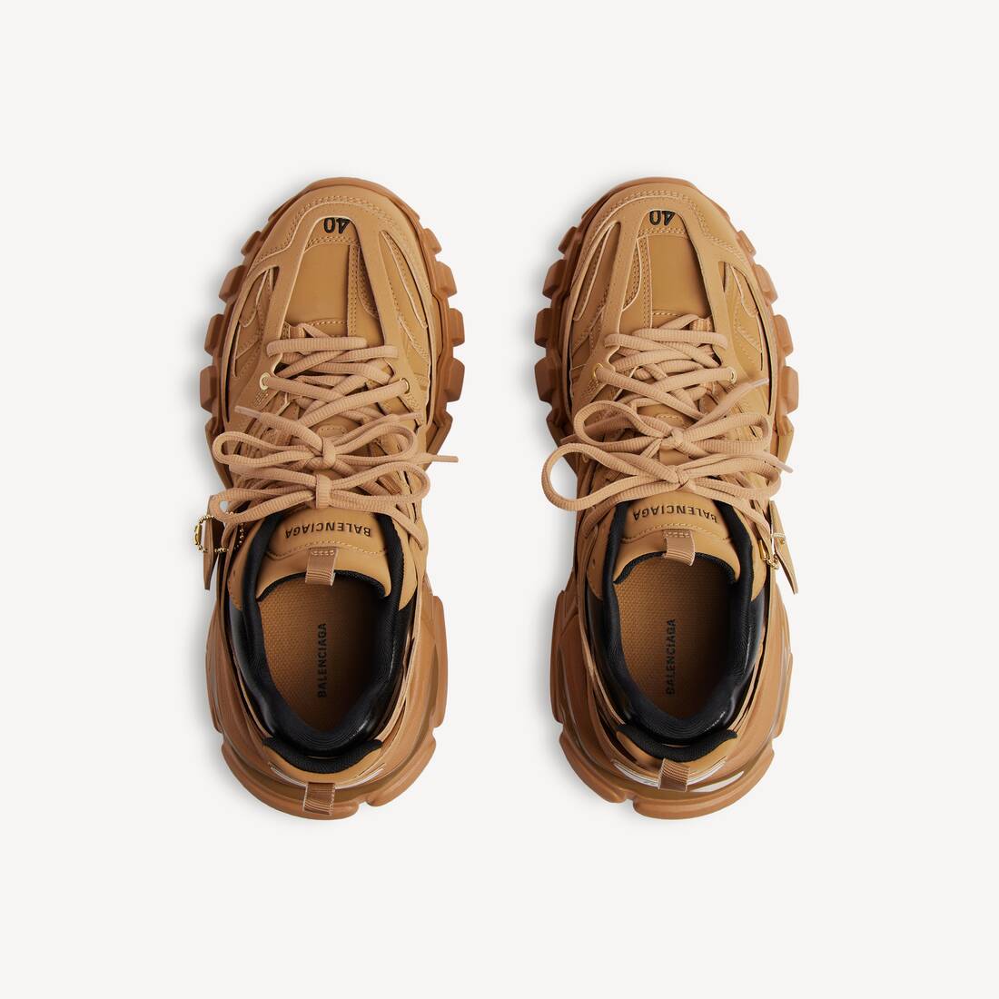 Men's Track Yard Sneaker in Camel/black 5