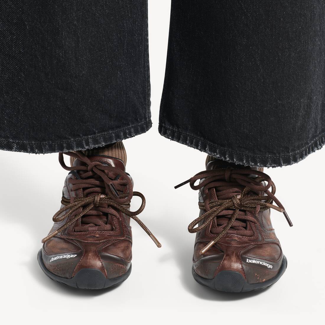 Men's Radar Leather Sneaker in Brown/black 7