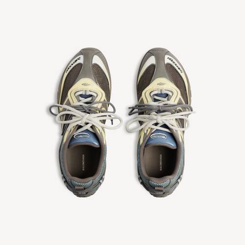 Men's Radar Gradient Lines Sneaker in Brown/blue/yellow/grey 12