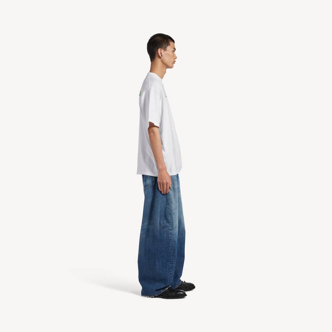 Men's Balenciaga Back Medium Fit T-shirt in White 4