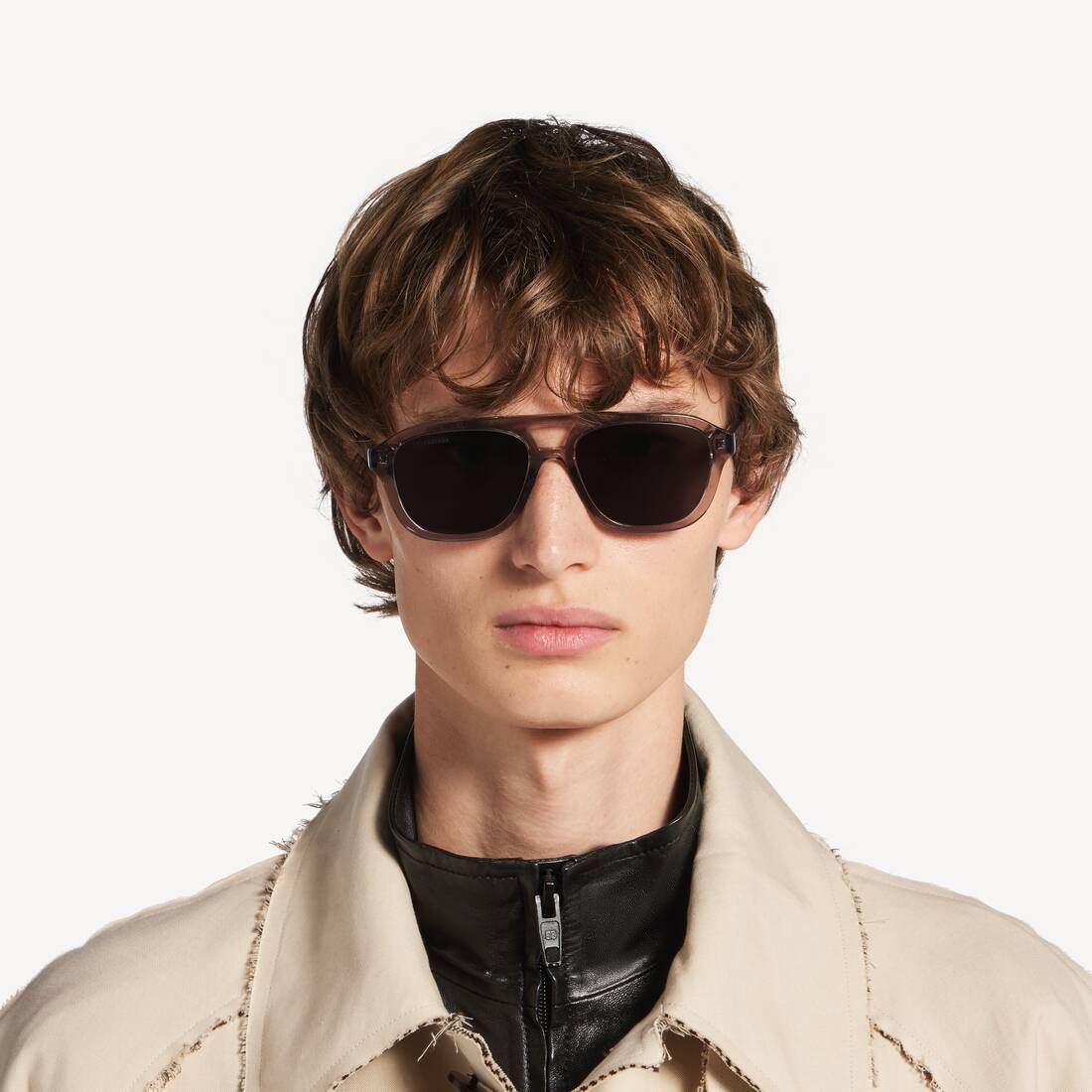 Men's Daily Pilot Sunglasses in Light Grey 7