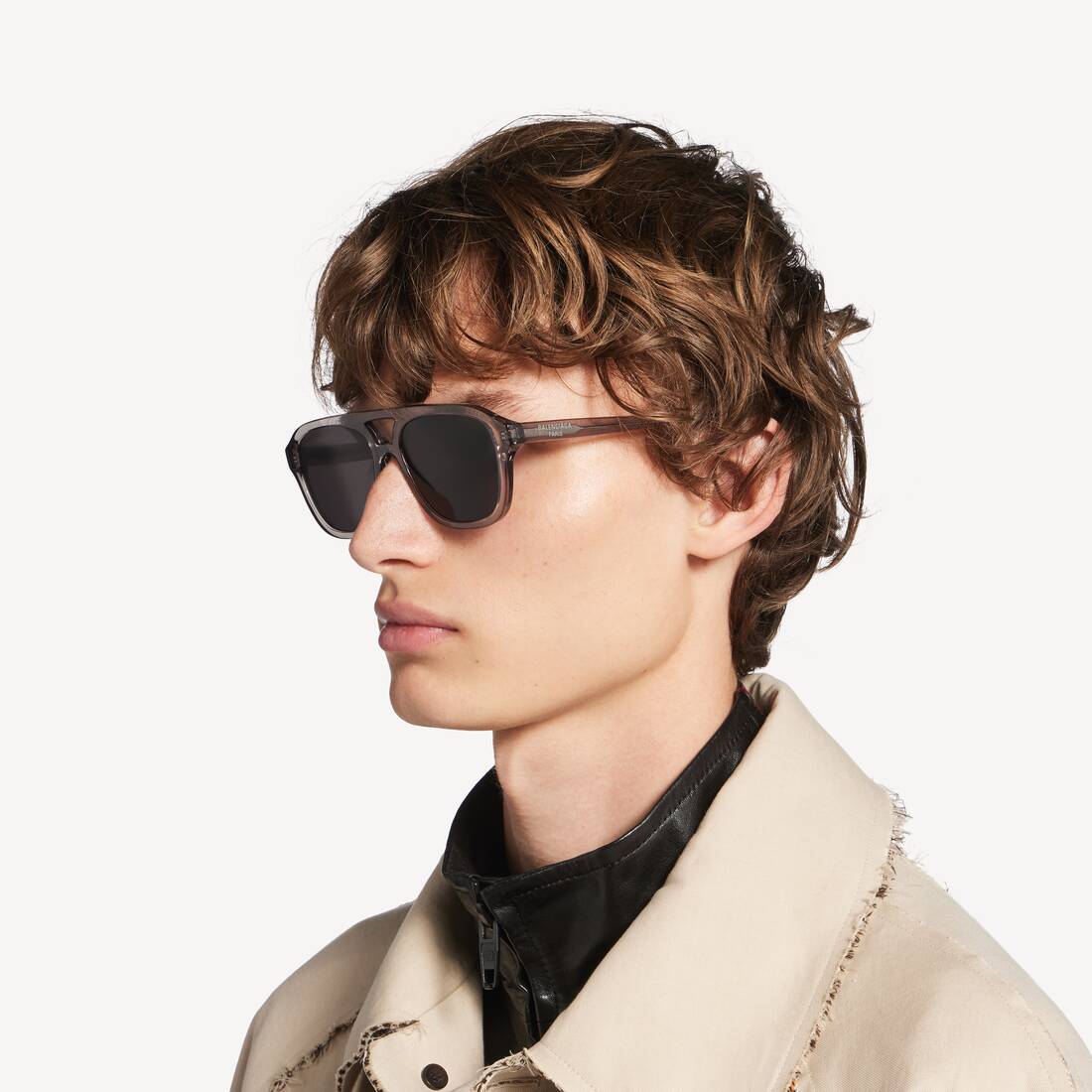 Men's Daily Pilot Sunglasses in Light Grey 8